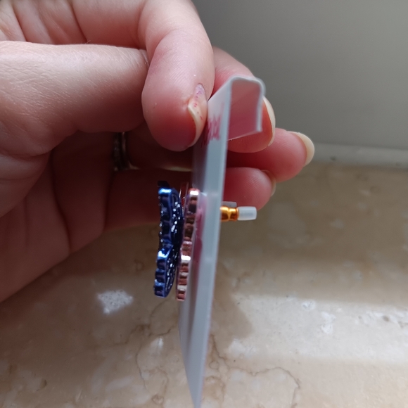 Betsey Johnson Purple Crystal Butterfly 🦋  3D Stud Earrings NWT. - Picture 4 of 7